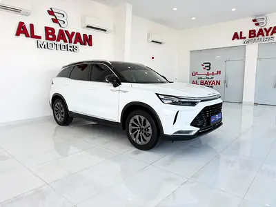 بايك X7 بريميوم ابيض / زعفراني 2022 (خليجي)