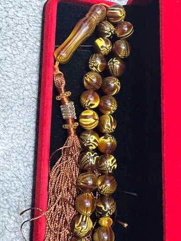 Vintage brown Amber prayer beads (Misbahah) with tassel - good condition