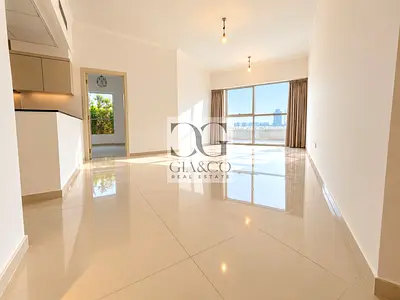 Vacant | Large Layout | Motivated Seller