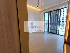 1BR Apartment | Balcony & City Views | Vacant Unit