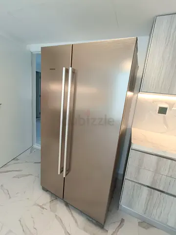 Siemens Side-by-side stainless steel refrigerator - excellent condition