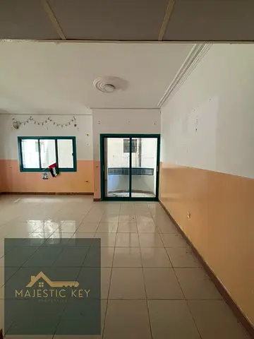 BIGGEST APARTMENT!!2BHK APARTMENT WITH BALCONY AND CENTRALISED AC AND CENTRALISED GAS JUST IN 45k