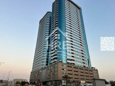 Spacious Apartment with a Distinctive View in Concord Tower