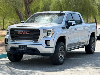 2021 GMC Sierra Elevation GCC Specs under warranty , zero Downpayment