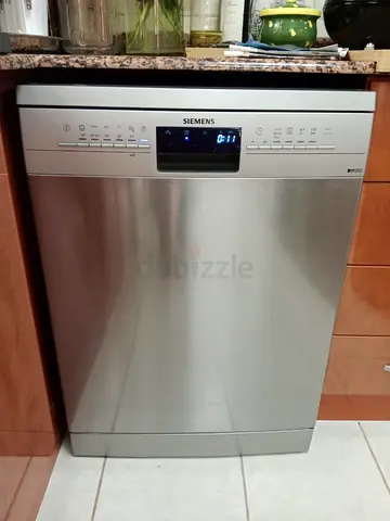 Siemens IQ300 three rack dishwasher