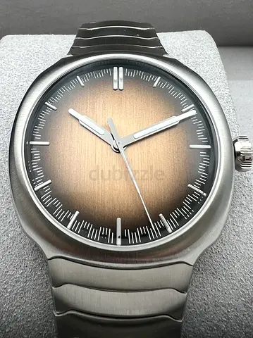 H.Moser & Cie. Streamliner Centre Seconds Smoked Salmon Dial 2023 | 6200-1207 | Box & Papers
