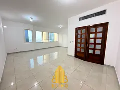 Alluring 2BHK With Built-In Cupboards & Closed Kitchen