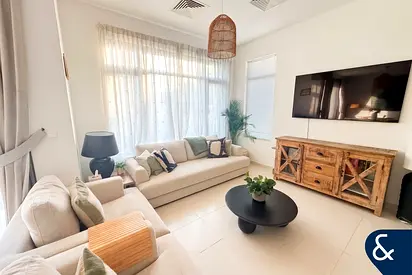 3 Bedrooms | J Type | Spacious Layout