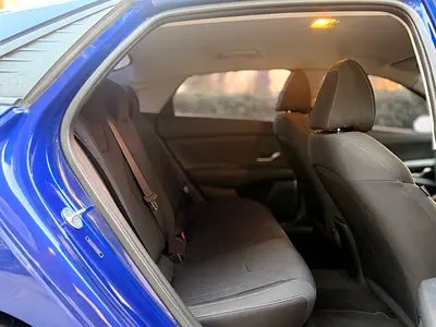 2021 Hyundai ELANTRA — миниатюра 13