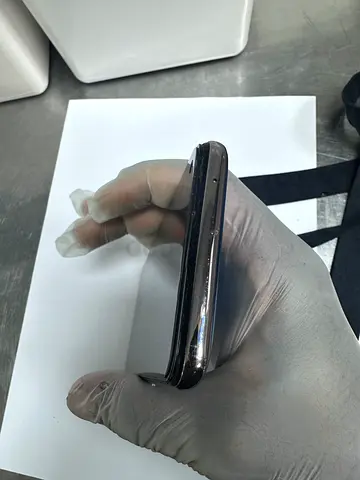 oppo Reno 5 , 128Gb , 8Gb phone speed . Battery 4K plus