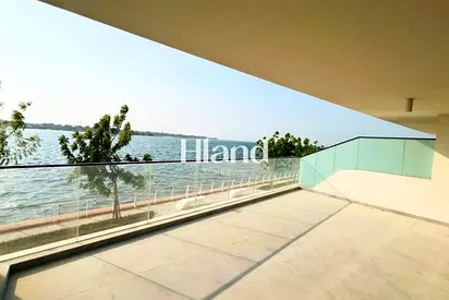 Full Sea View 4BR+M | Generous Living Space Vacant
