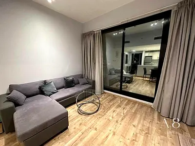Modern Living | Fully Renovated | Near Metro