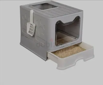 Covered Cat Litter Box with Pull-Out Tray and Scoop - Clean Design