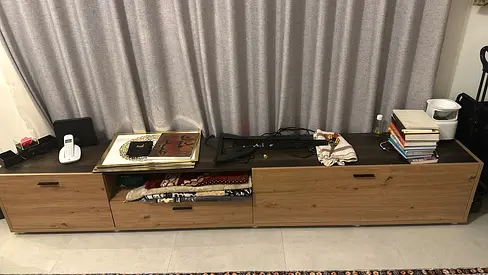 Excellent wooden TV unite / entertainment unit - 3 drawers, oak finish