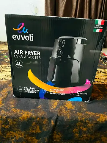 Evvoli 4L Air Fryer EVKA-AF4001BS - Lightly Used