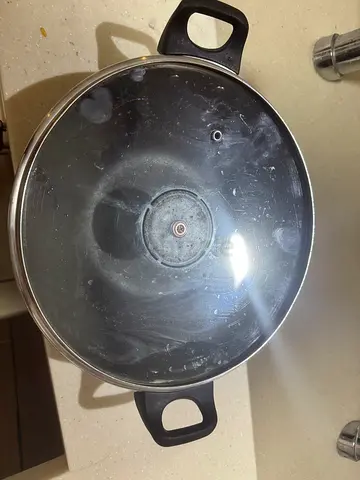 Big size kadayi with flat surface utensils