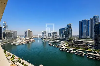 Scenic Canal View | Well Maintained | Large Layout