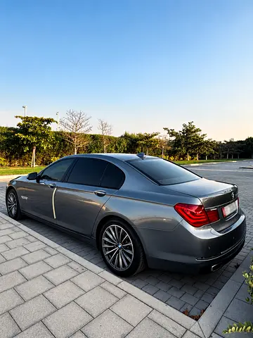 صورة 2 لـ 2010 BMW 7-SERIES