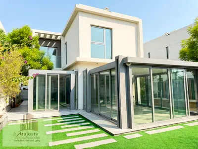 🏡 للبيع فيلا مستقلة فاخرة – الزاهية | مرحلة الياسمين – الشارقة ✨ فيلا مميزة تجمع بين الفخامة، الخصوصية والمساحات الخضراء بتفاصيل راقية 📍 الموقع: إما
