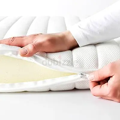 Memory Foam Mattress Tussoy, Excellent Condition