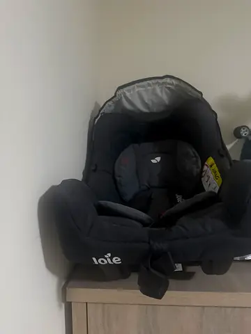 Joie Infant Car Seat Black