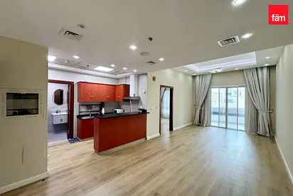 Spacious | Vacant | Study/ Maids | Appliances