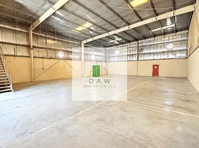 FRONT WAREHOUSE FOR RENT IN AL QUSAIS Industrial 5
