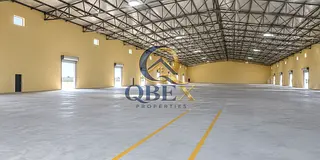 Modern Warehouse Facility Suitable for Inventory Management and Commercial Business Activities