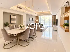 Private Garden | Landscaped | Single Row