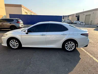 2023 Toyota CAMRY photo 3