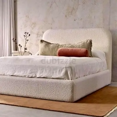 Elegant Off White Boucle Fabric Bed