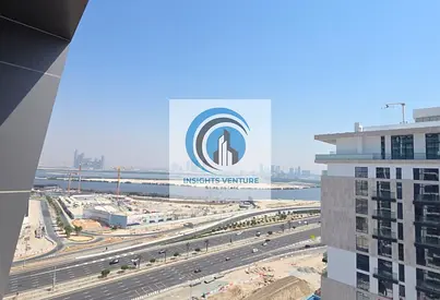 Specious 2BR | Creek Harbour & Skyline View | High Floor