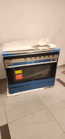 Siemens gas stove 90cm brand new
