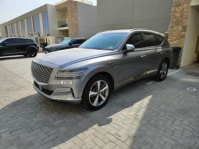 Luxury SUV with 375hp, service history, remote start, HUD, Carplay, 360 camera
