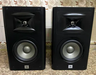 2PC JBL STUDIO 6.5 inch DRIVE BOOK SHELF SPEAKERS