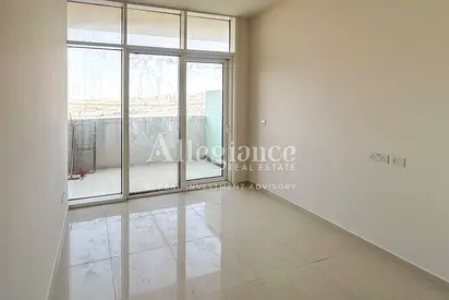 Vacant 1BR | Amenity View | Prime Location