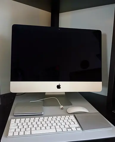 iMac 21.5" Late 2012, Perfect, full Apple bundle -Keyboard + Mouse + Trackpad + Disc Drive