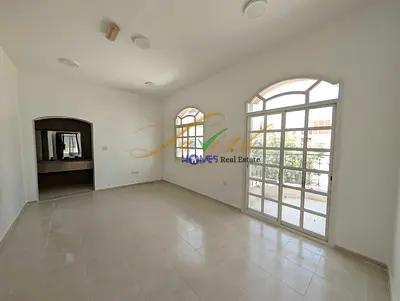 Spacious Apartment| Best Price | Near Mall and Masjid