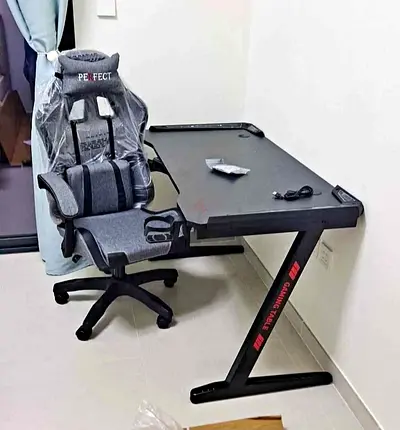 Brand new Gaming Table with Chair For sale