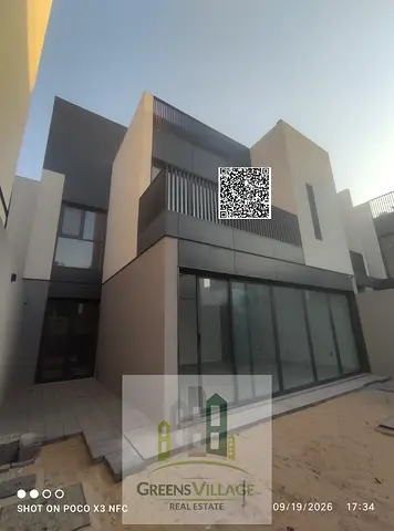 Contemporary 3+1BR Townhouse for Sale in Al Zorah