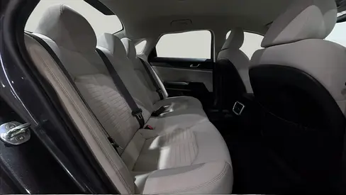 2021 KIA K5 photo 9