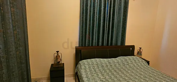 King size bed frame with headboard and 2 bedside tables - dark wood/black