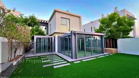 LUXURY 3BHK FOR SALE WITH PRIVATE GARDEN MAID ROOM