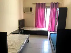 BED SPECE AVALIABLE FOR MALE