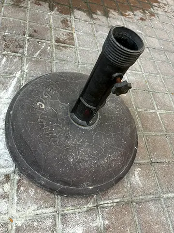 Umbrella stand