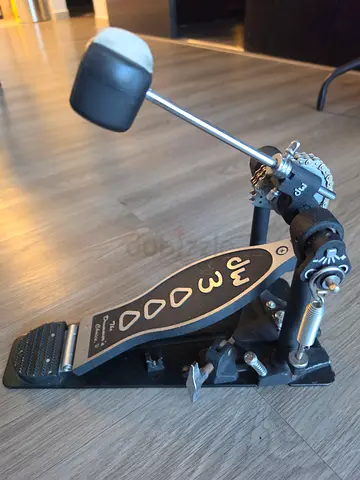 DW 3000 Series Bass Drum Pedal - Single Kick Pedal in perfect Condition.