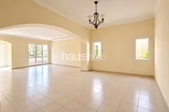 Cul De Sac | Spacious Layout | Maids’ Room
