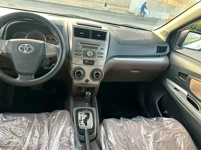 2015 Toyota AVANZA 照片 6