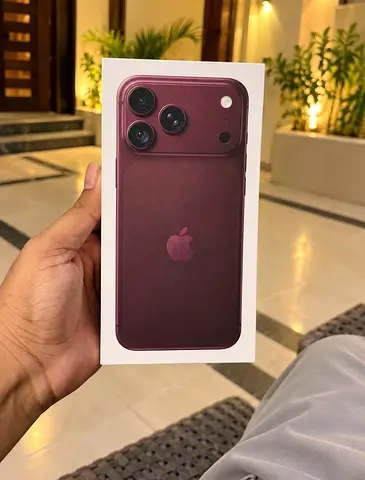 Iphone 18 pro max 2TB Esim burgundy