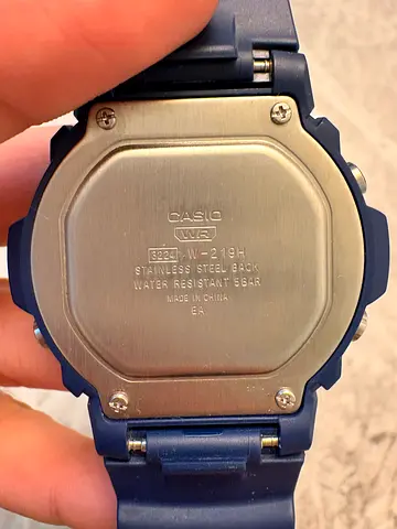 Casio digital sports watch - blue resin, working condition